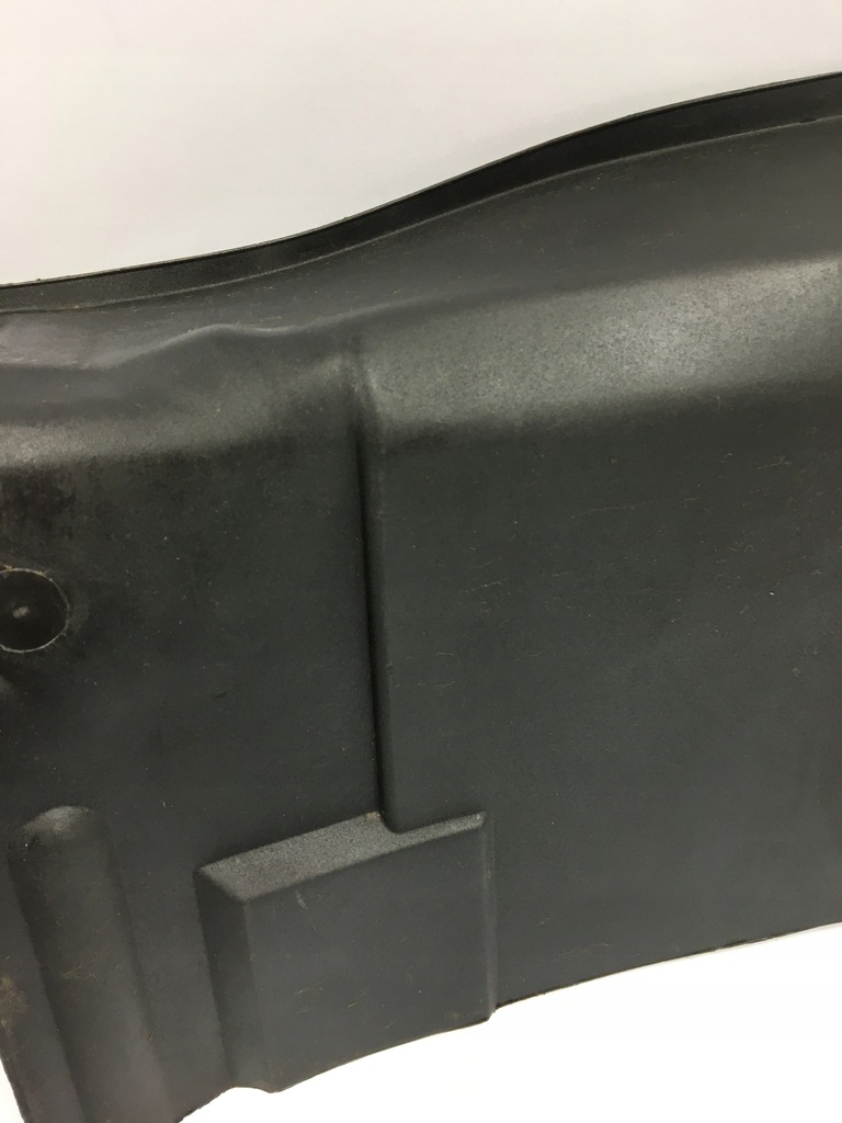 фото №9, Захист блок управління модулів za акумулятором пластик mercedes w124 1246261630