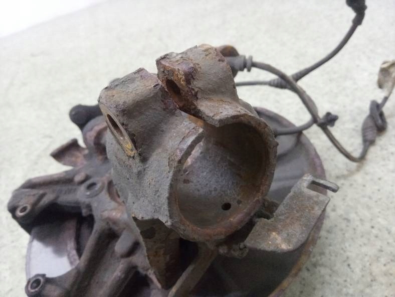 фото №5, Поворотний кулак ліва перед 1.2 tfsi audi a3 ii 2003-2012 8p