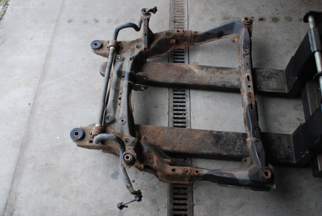 фото №2, Подрамник перед mazda cx-7 2.2 lift