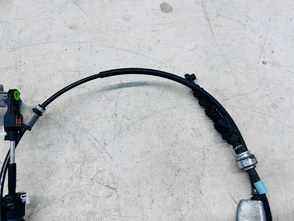 Corolla cross 2.0 гібрид трос тягa перемикання передач Зі Шроту