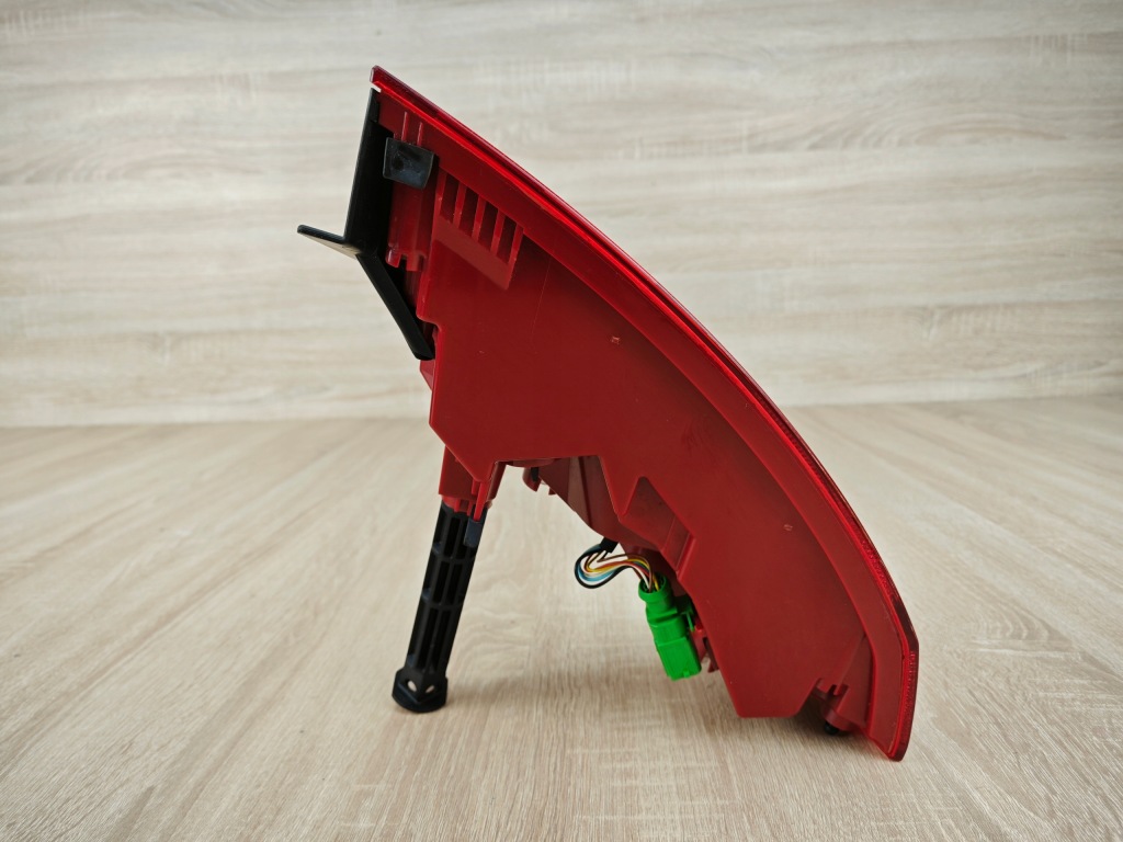 Оригинальная фара led правая  задний audi a5 8t рестайлинг  8t8945096f европа 14km! Киев