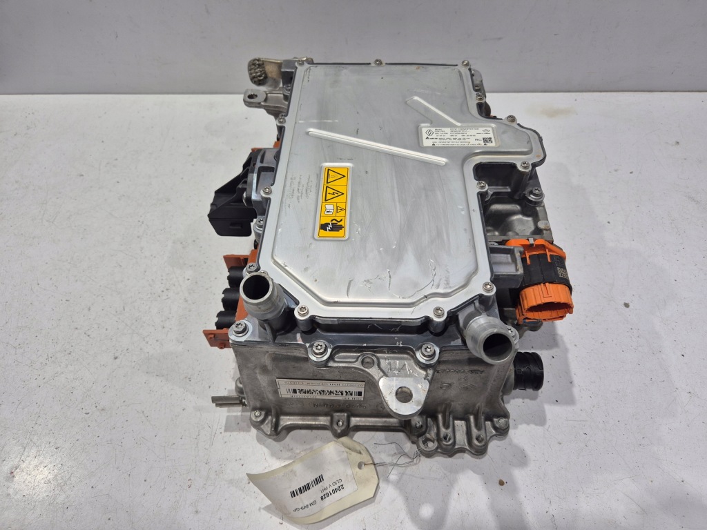 Зарядное устройство инвертор конвертер инвертор renault clio v 5 e-tech 291a11751r Цена