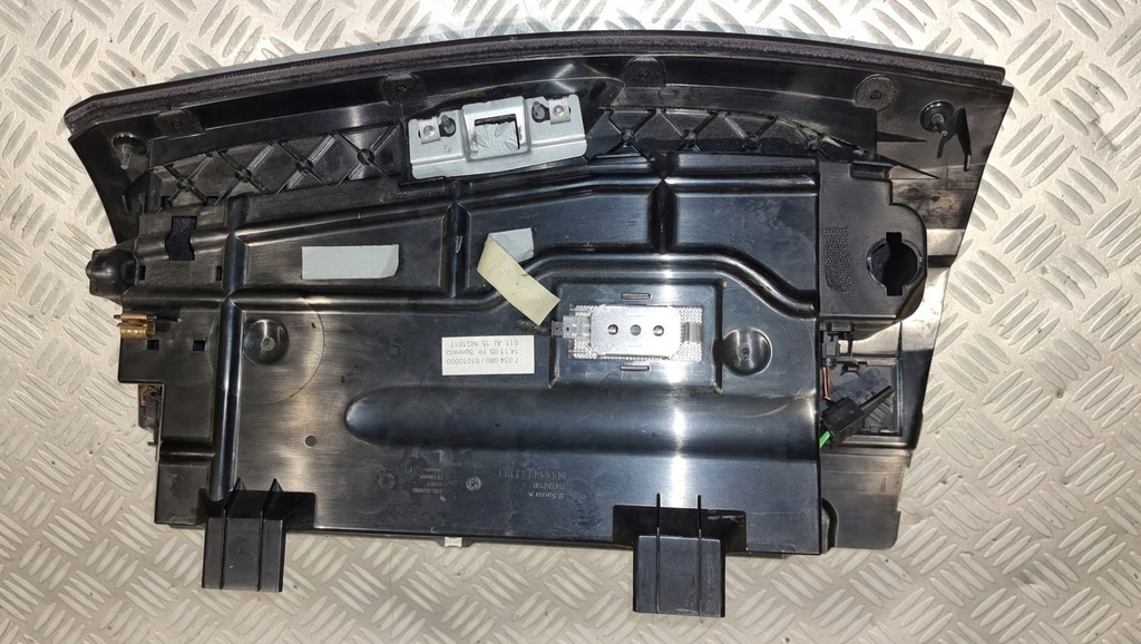 фото №12, Bmw e60 бардачок панели пассажира чёрный корпус pod выключатель подушка безопасности 7034080