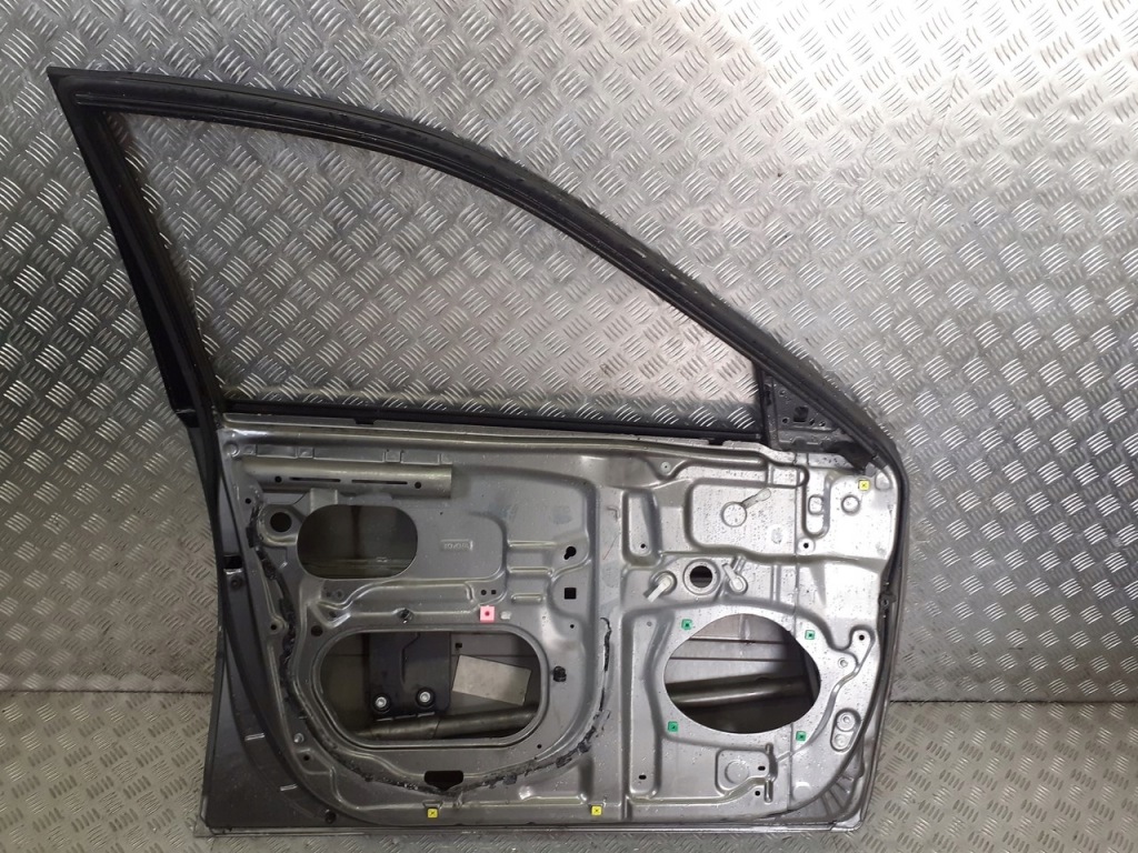 фото №2, Дверь левый перед toyota camry 1e3