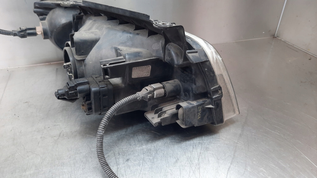 фото №4, Фара левый перед hyundai matrix 03r