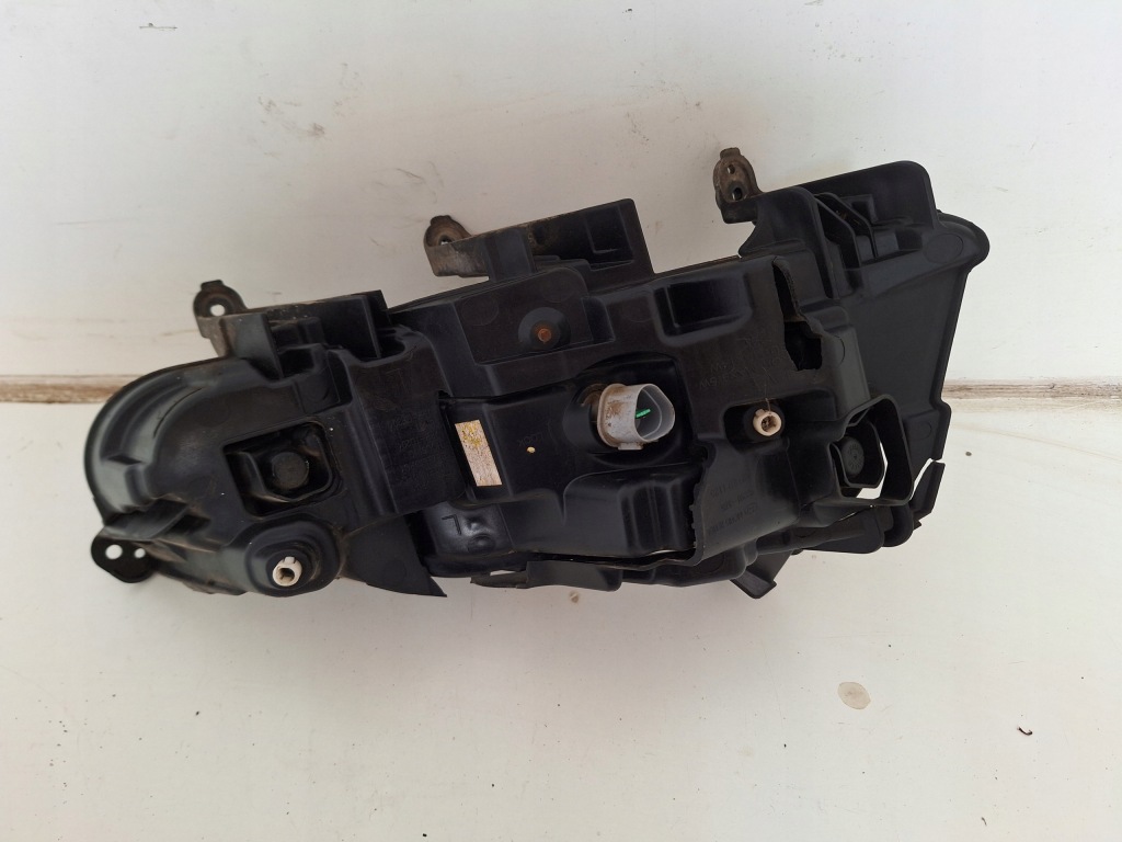 фото №4, Hyundai i40 lift протитуманна фара led drl лівий 92201-3z5 оригінальний номер + рамка