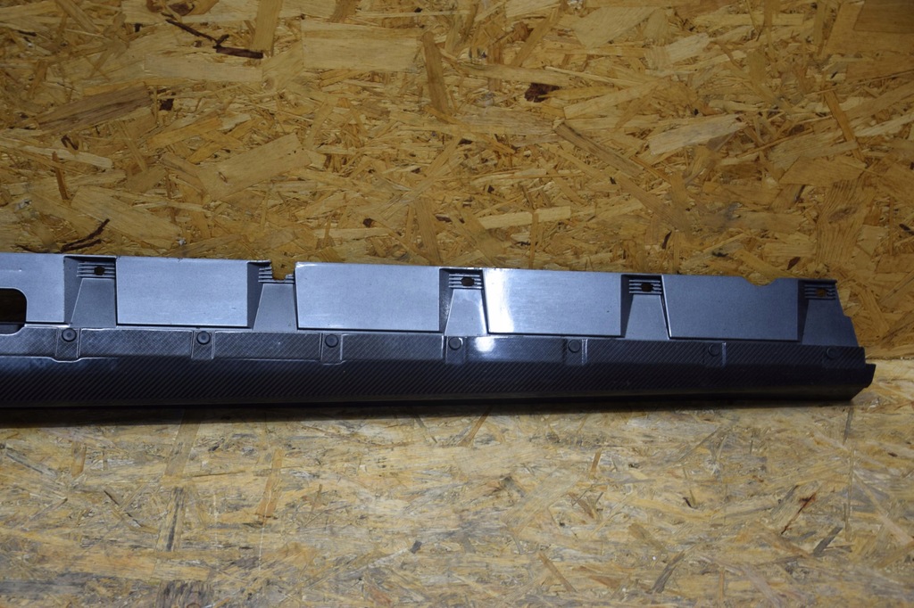 фото №9, Молдинг порог накладка правая карбон audi r8 4s ii lift lz7s 4s0853860 19-