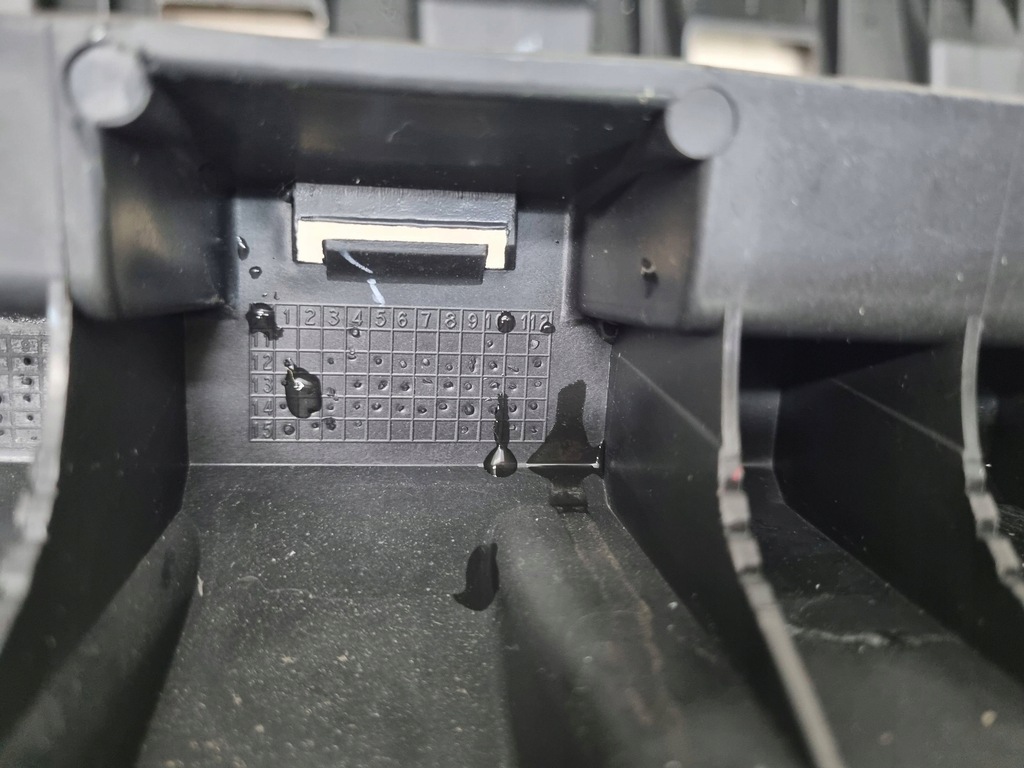 фото №8, Направляющая накладки порога правая левая dacia duster ii