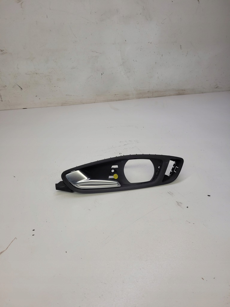 фото №1, Ручка внутрішня лівий перед audi a1 8x 8x0837019