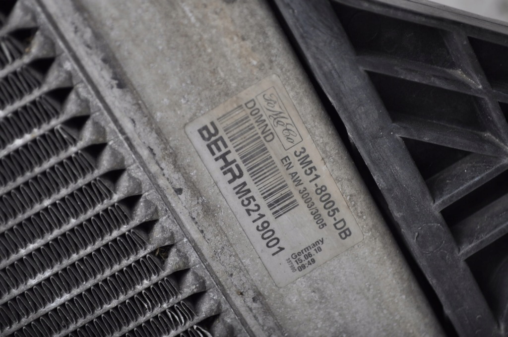 Volvo v40 2 радиатор воды 1 кондиционера 4n5h-19710-af 3m51-8005-db в Украине