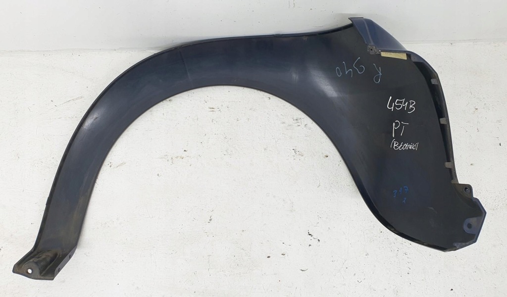 Крило правий задні задній eb4 eaf smart forfour 454 a4546300221 Недорого