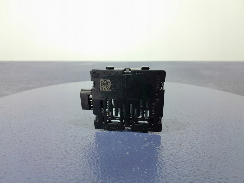 фото №2, Audi q7 ii 4m lift лампа стельовий 4m0947292a