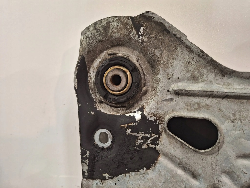 фото №5, Подрамник перед 93854457 opel vivaro 2.0 cdti 06-