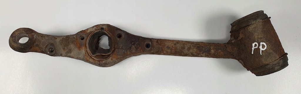 Купить Рычаг правый перед передний mercedes w126