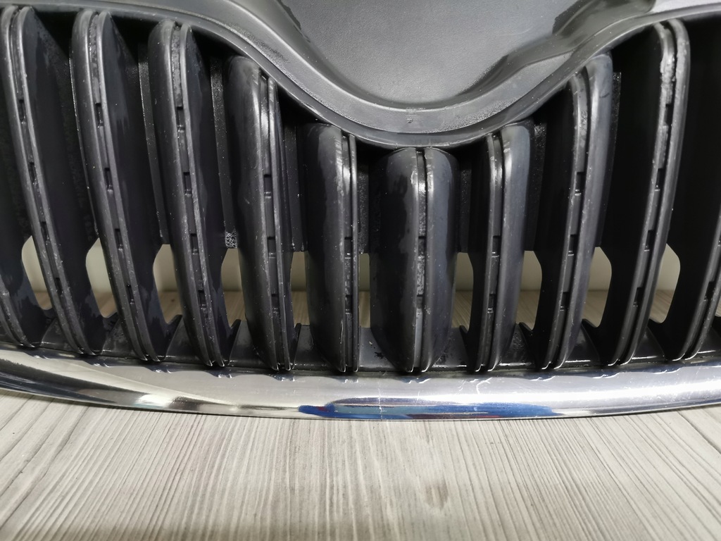 фото №4, Решітка радіатора решітка радіатора skoda fabia ii 5j0
