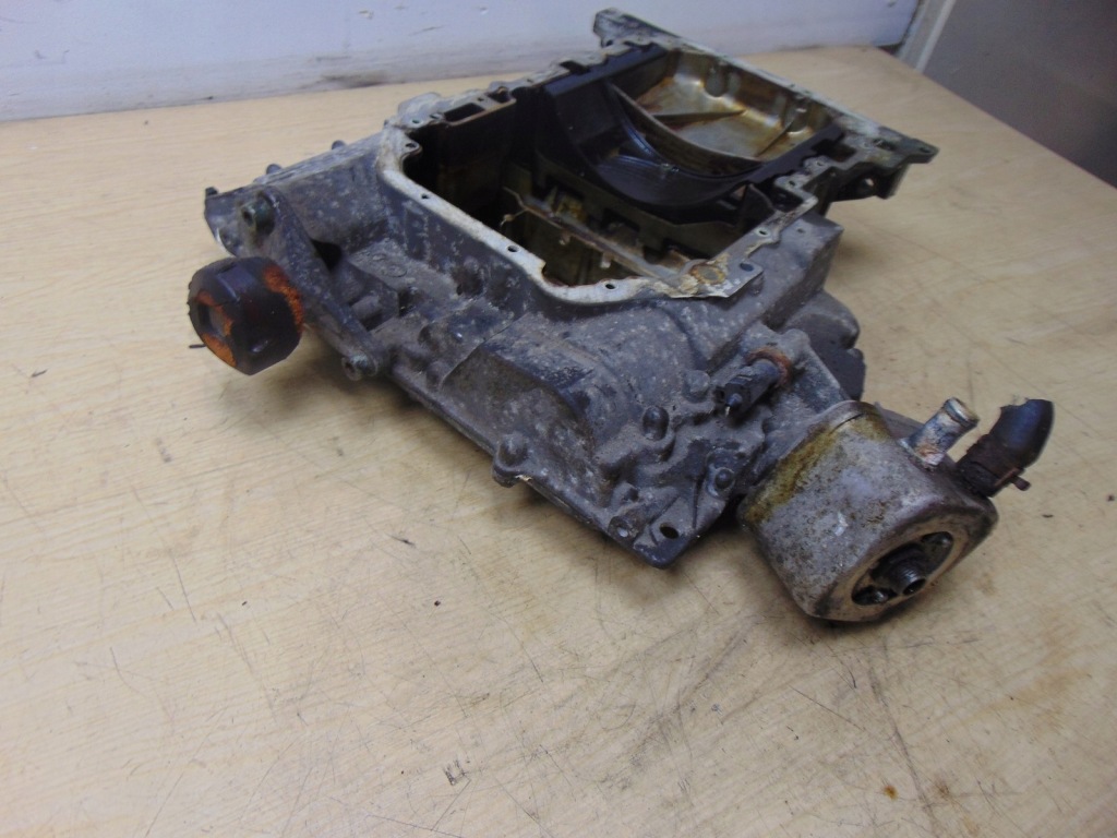 Поддон поддон масла масляная audi a4 b6 3.0 v6 с Разборки