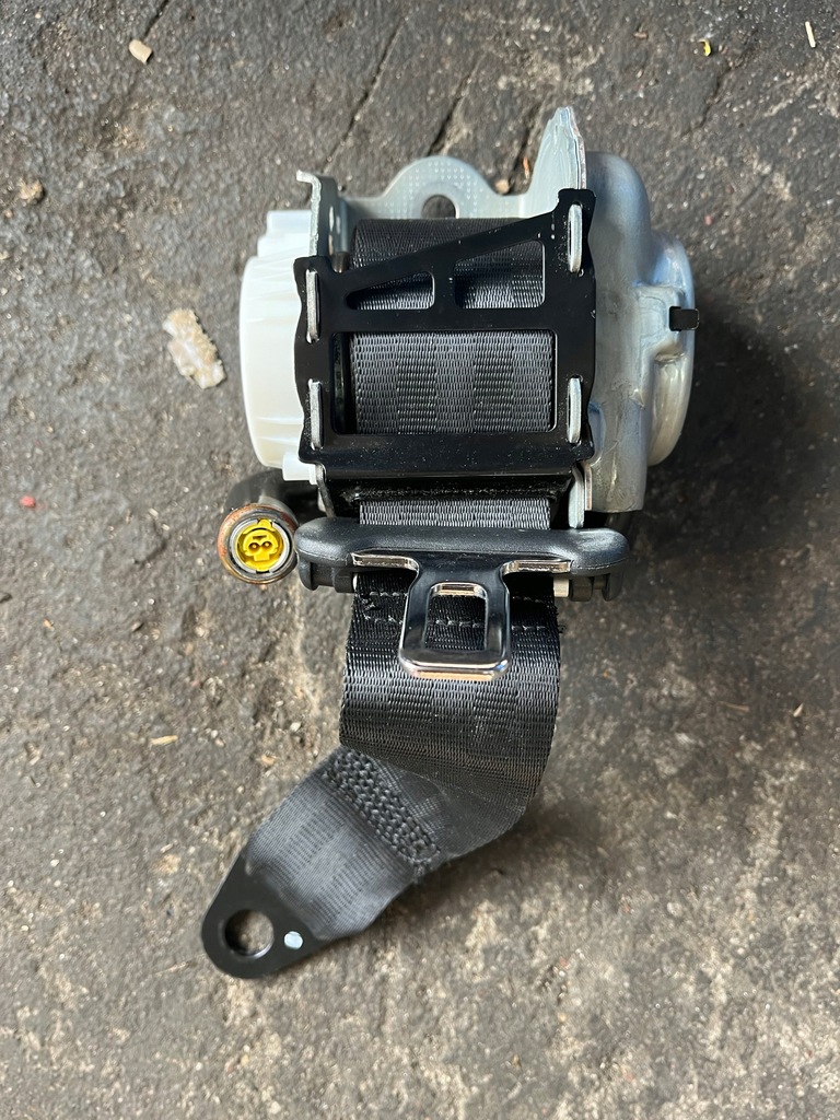 фото №1, 135 alfa romeo giulia pas безпеки задня правий