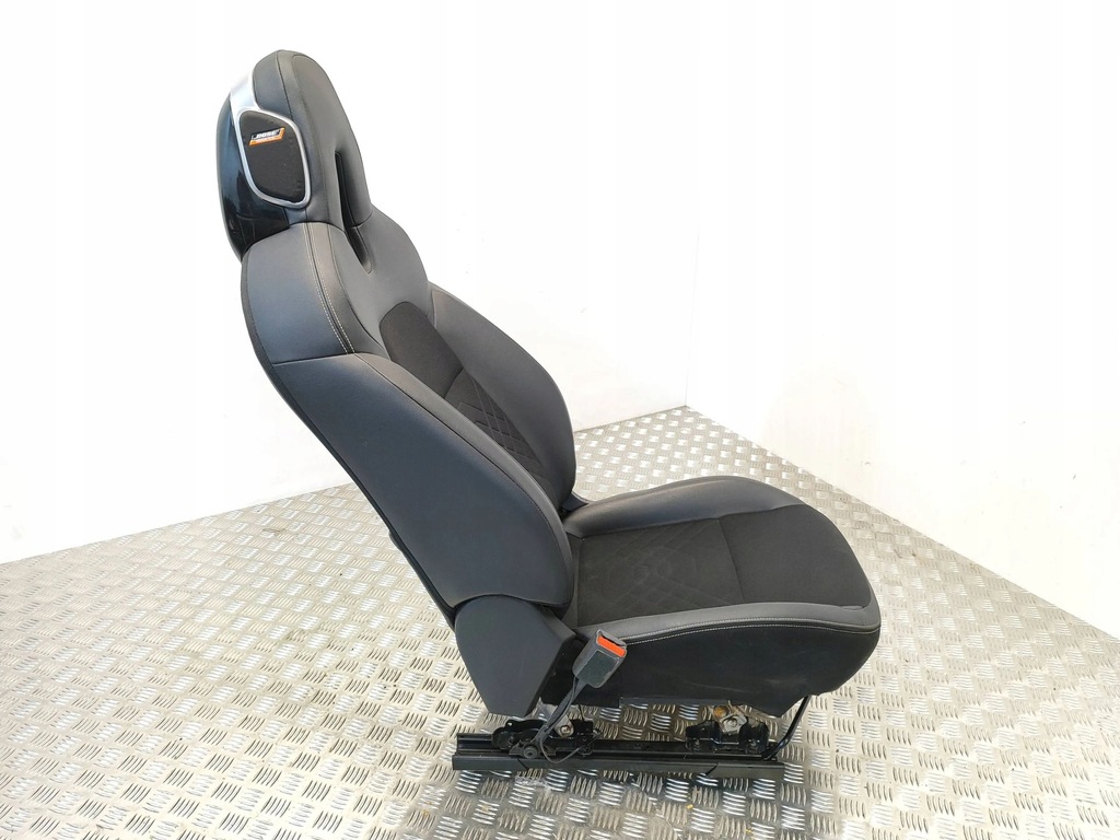 фото №7, Nissan juke ii f16 2020 обивка / комплект