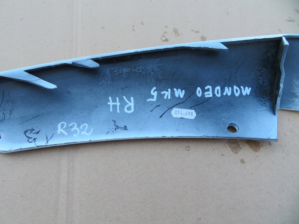 фото №14, Ford mondeo mk5 15-19r- спойлер молдинг бампера правая