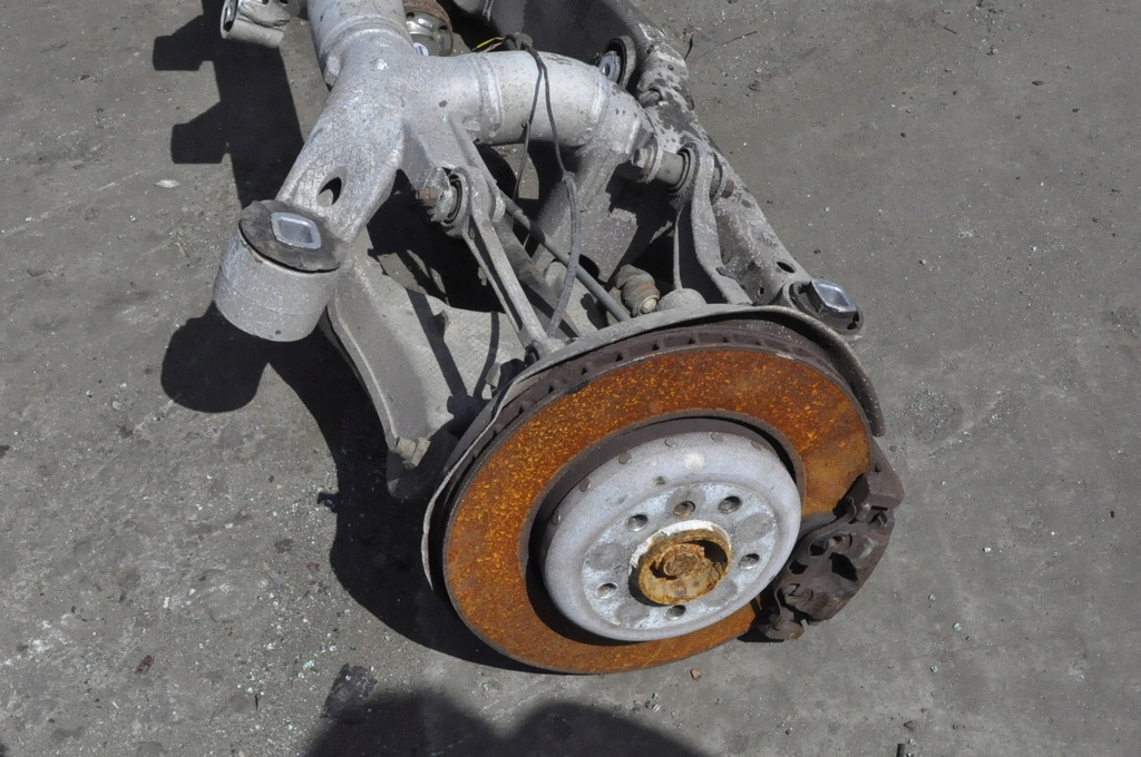 фото №8, Bmw 6 e63 3.0d 286km балка підвіска задня 154tys!