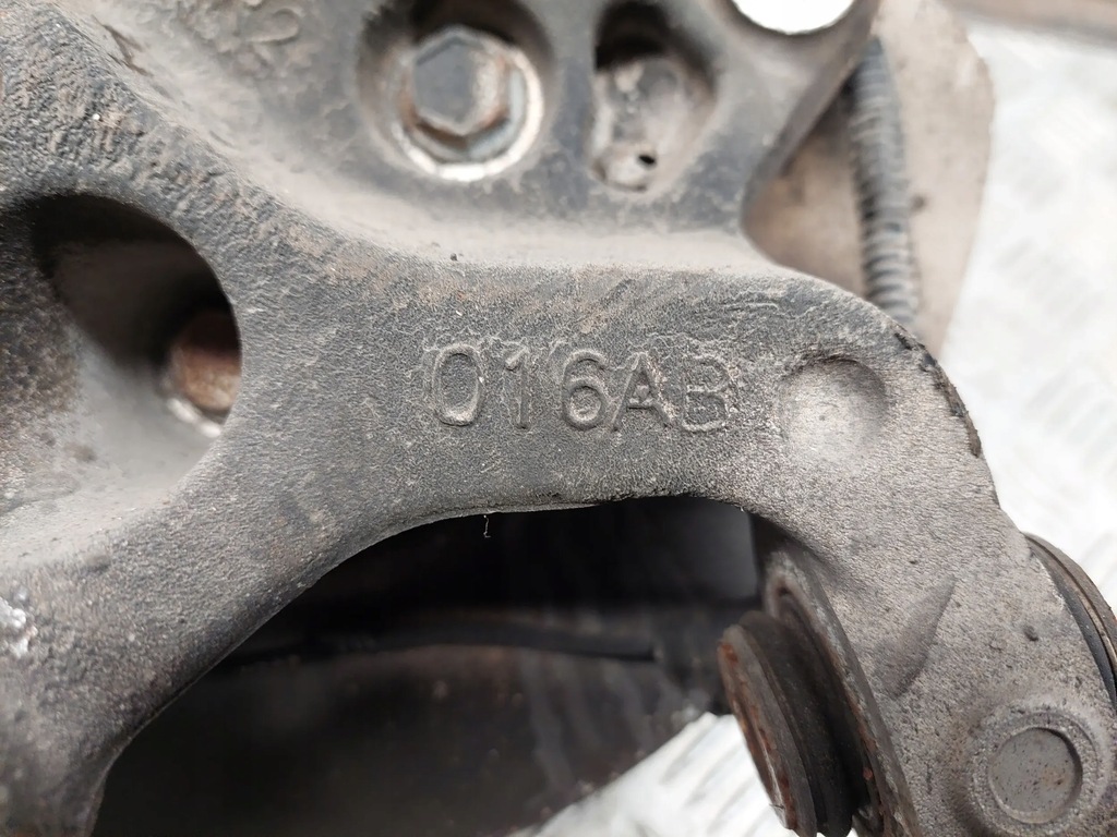 фото №6, Chrysler pacifica 016ab задняя сторона правая подшипник i ступица kół