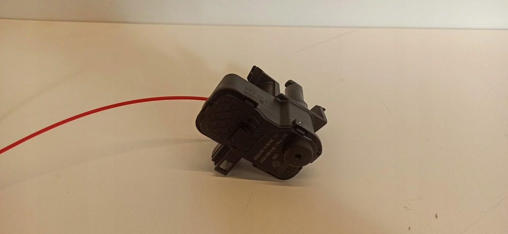 фото №1, Audi a5 8t привод крышка заливной 8k0862153f