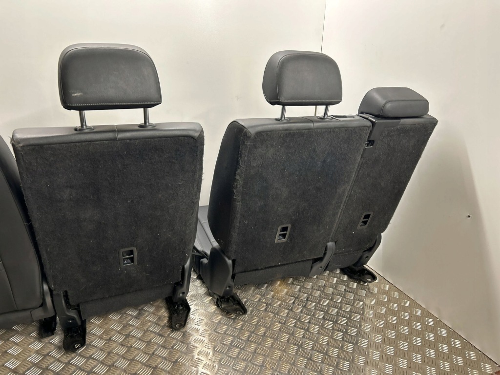 фото №10, Volkswagen tiguan allspace 2018 комплект сиденья / заднее сиденье / обшивки / комплект