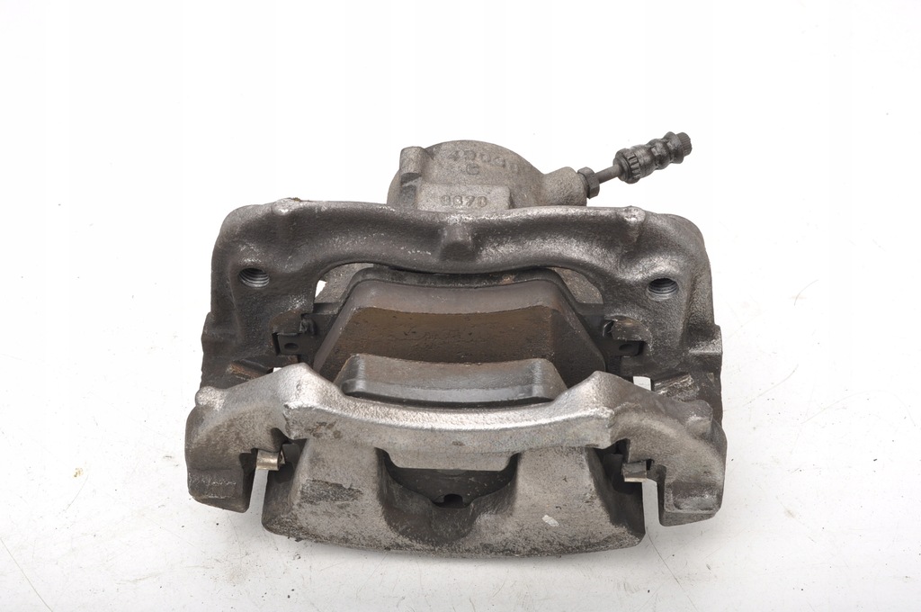 фото №1, Bmw 1 f40 суппорт тормозной тормозные колодки правый перед