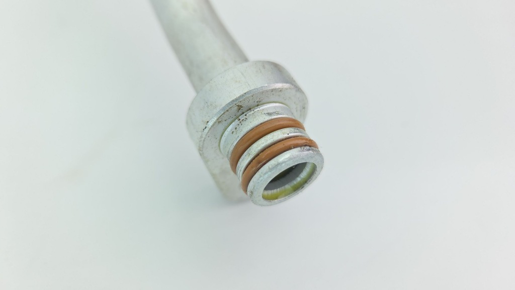 Cfd712 citroen e-c3 iv 24 шланг кондиционера 9846579080 Недорого