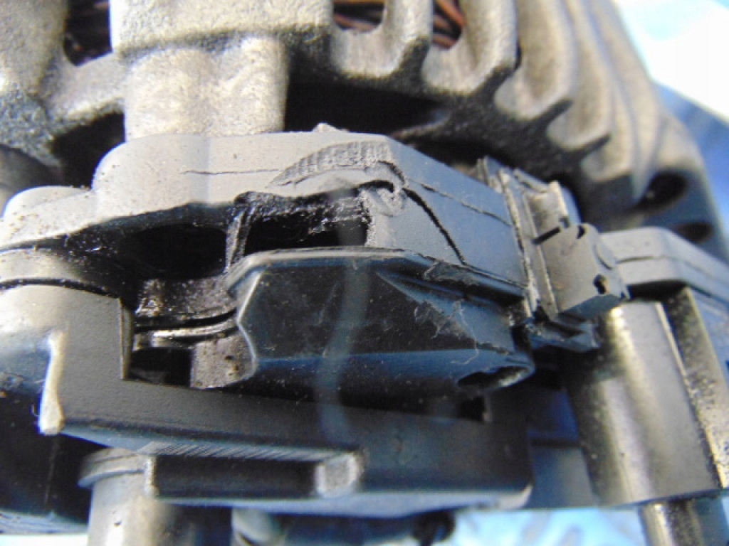 фото №4, Audi a3 8l 1.8 генератор 028903028d