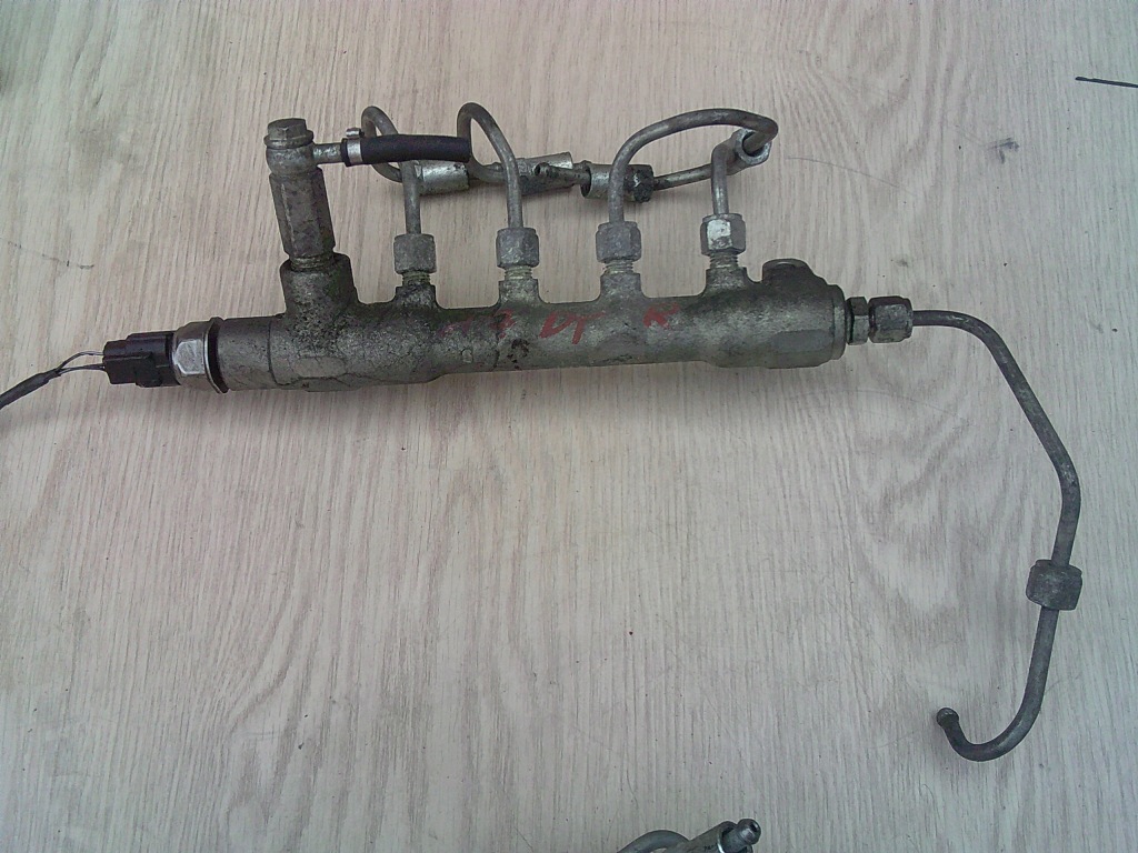 Opel astra h j zafira b c 1.7 cdti a17dtr z17dtr молдинг упорскування 55pp05-01 в Україні