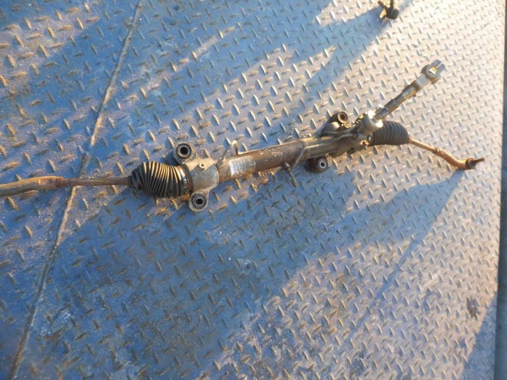 фото №1, Рулевая рейка трансмиссия toyota corolla verso e12