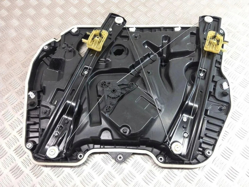 Підйомник скло задніх лівих двері bmw x3 g01, f97 7393457 2.0l Зі Шроту