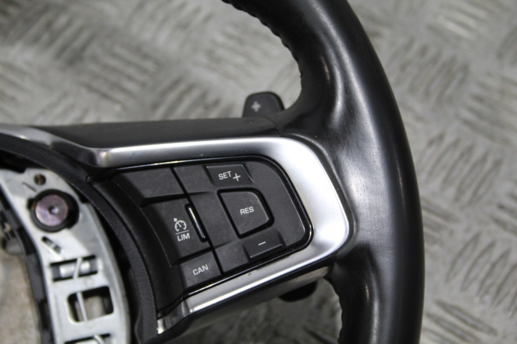 фото №9, Воздуховод мультифункция jaguar f-pace x761