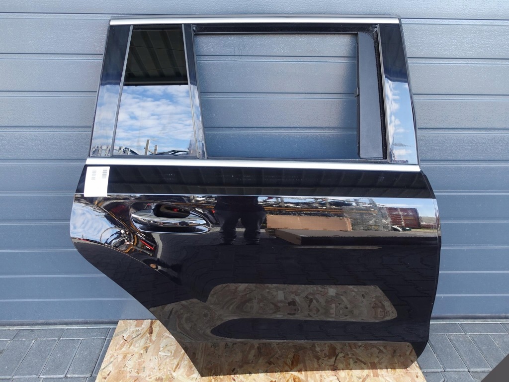 фото №1, Mercedes gl gls x166 12-19 дверь правое полный