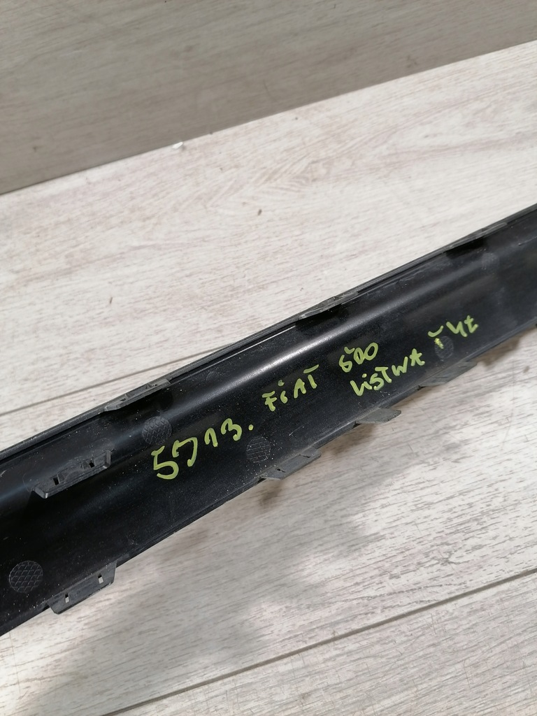 фото №13, Fiat 500 молдинг бампер задня 735642349