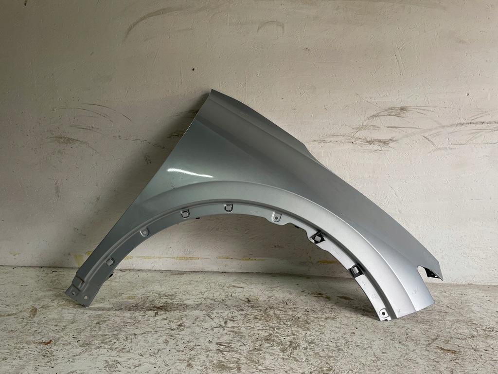 фото №1, Крила правий передній vw id4