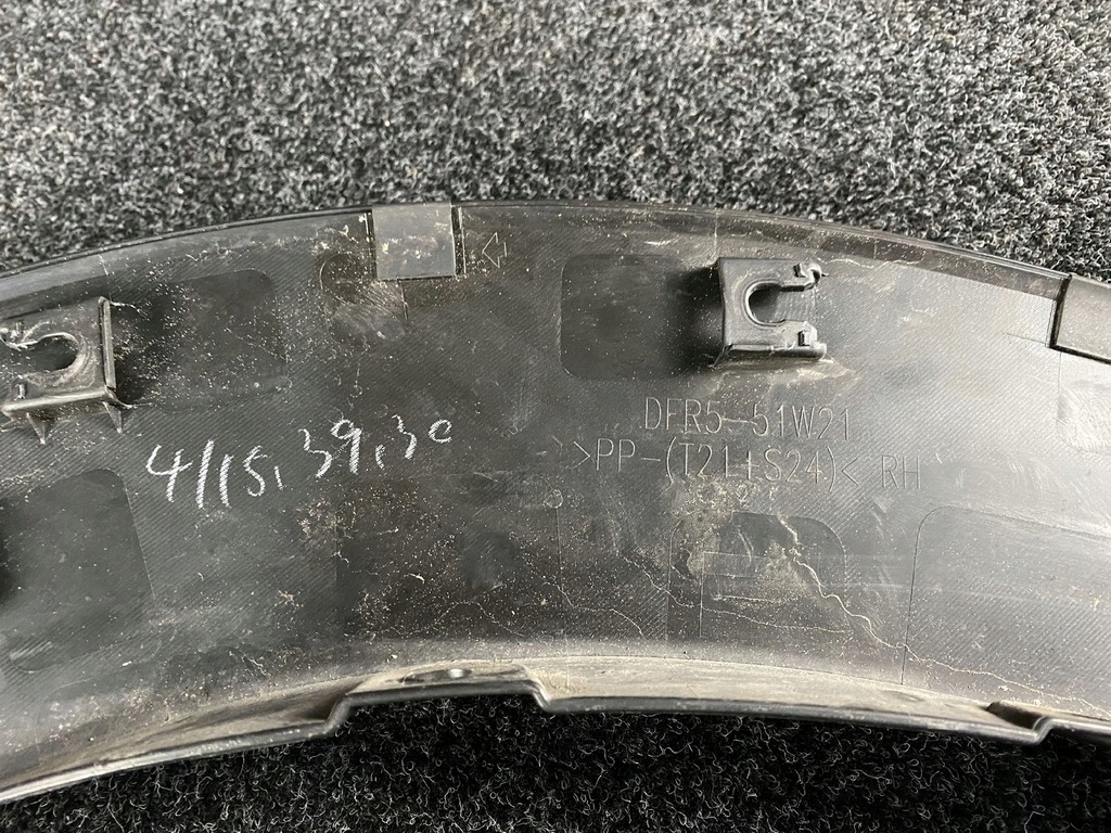 фото №8, Mazda cx-30 молдинг крила права перед передня dfr5-51w21