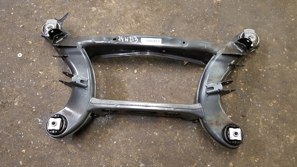 Купить Балка подвеска задний  mercedes w213