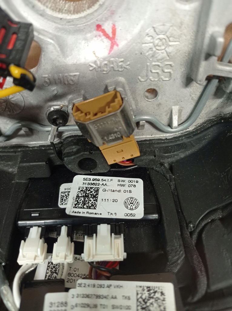 фото №8, Повітропровід skoda superb iv 4 підігрівається