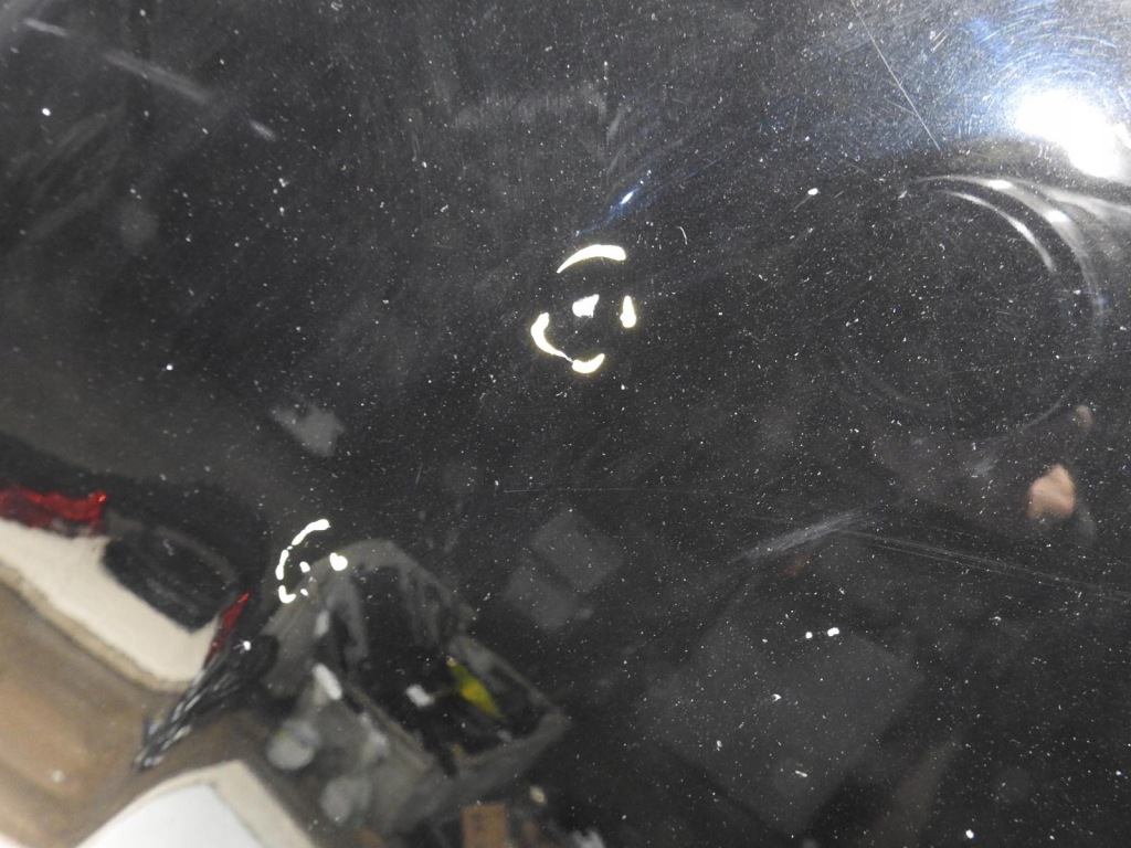 Капот кришка двигуна lexus is 2 Недорого