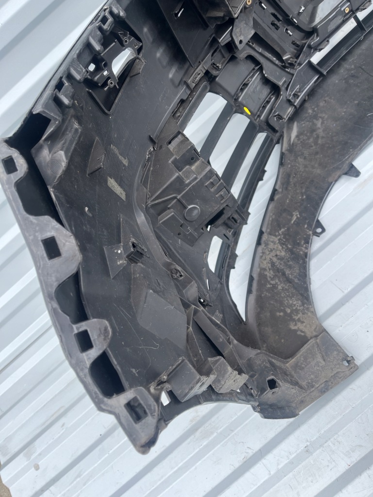 Купити Audi q7 s-line 4m0 перед передній бампер решітка радіатора