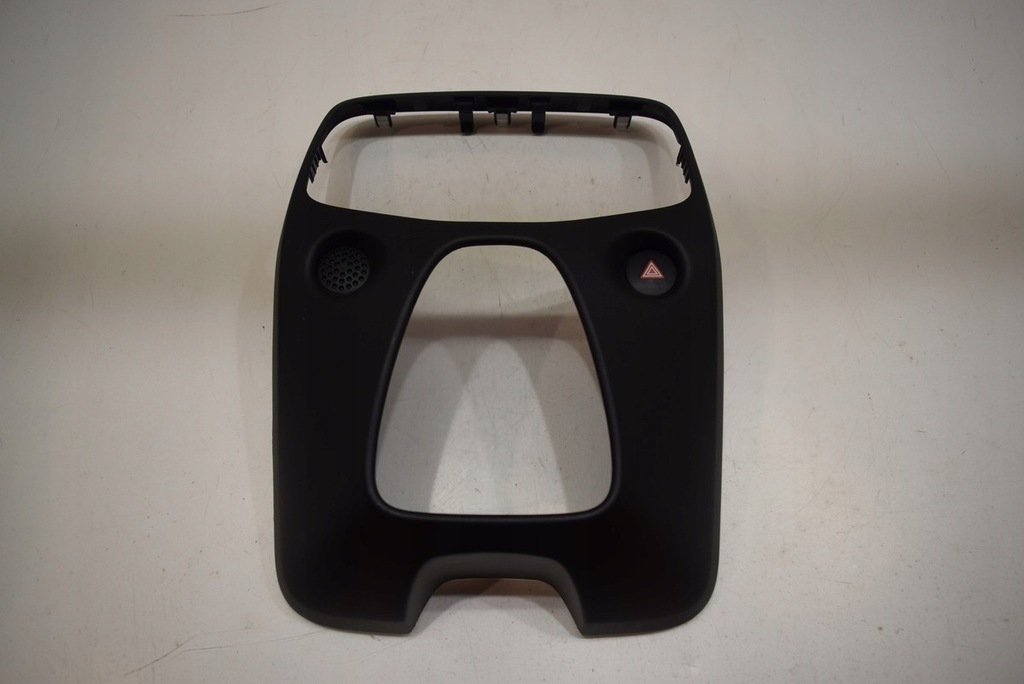 фото №6, Toyota aygo ii c1 108 рамка радіо панель середній