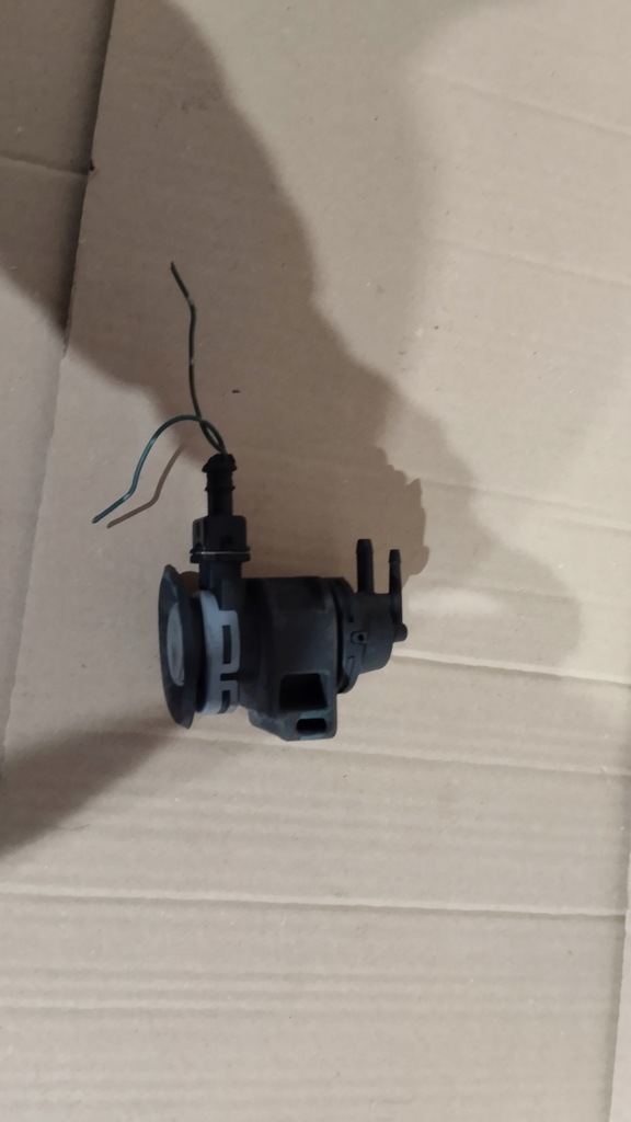 фото №1, Клапан турбины турбонагнетателя renault nisssan 2.0 dci 8200575400