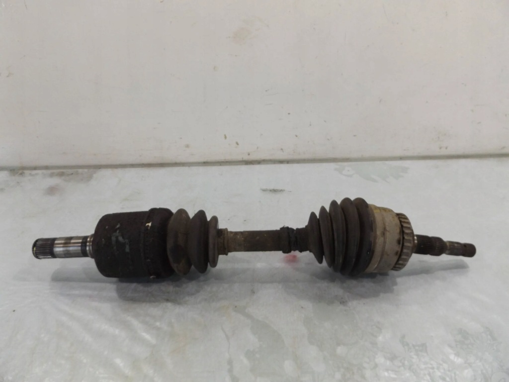 Купити Vectra b рестайлінг  2,2dti привідний вал ліва