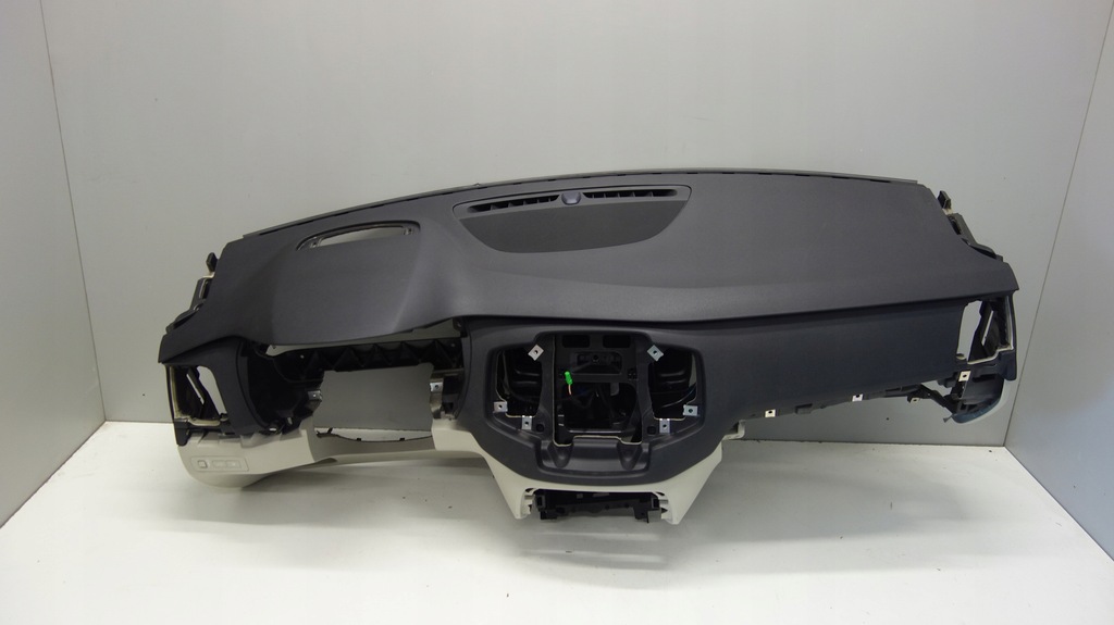 фото №1, Volvo xc90 панель приладів консоль оригінал