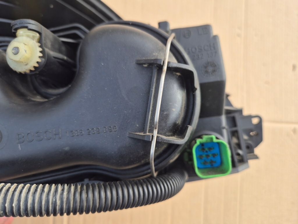 фото №12, Ford puma 1 лампа ліва. bosch. 100%.eu.1997-2002.