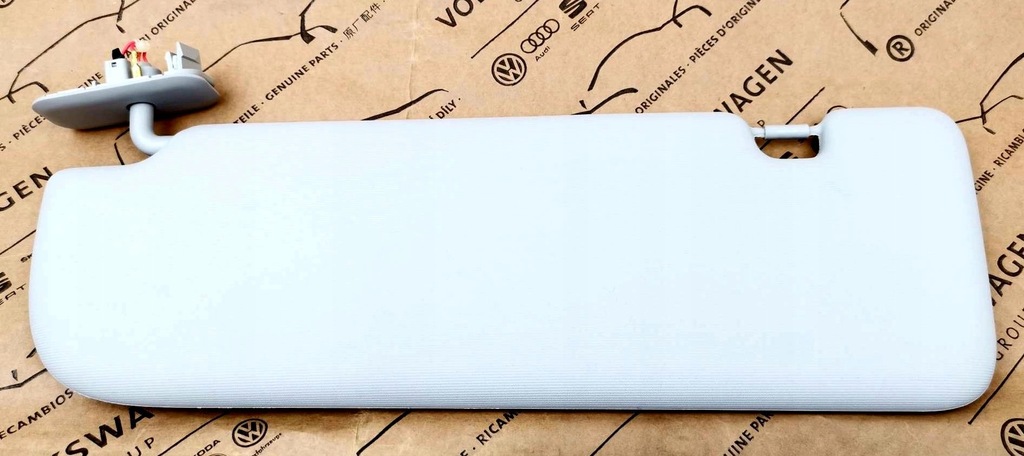 фото №1, Защита заглушка солнцезащитная volkswagen touareg cr7 760857552k