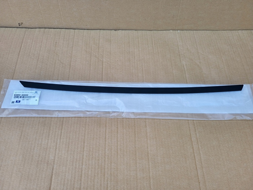 фото №1, Hyundai i30 iii молдинг ліва рамки двері задня лівих