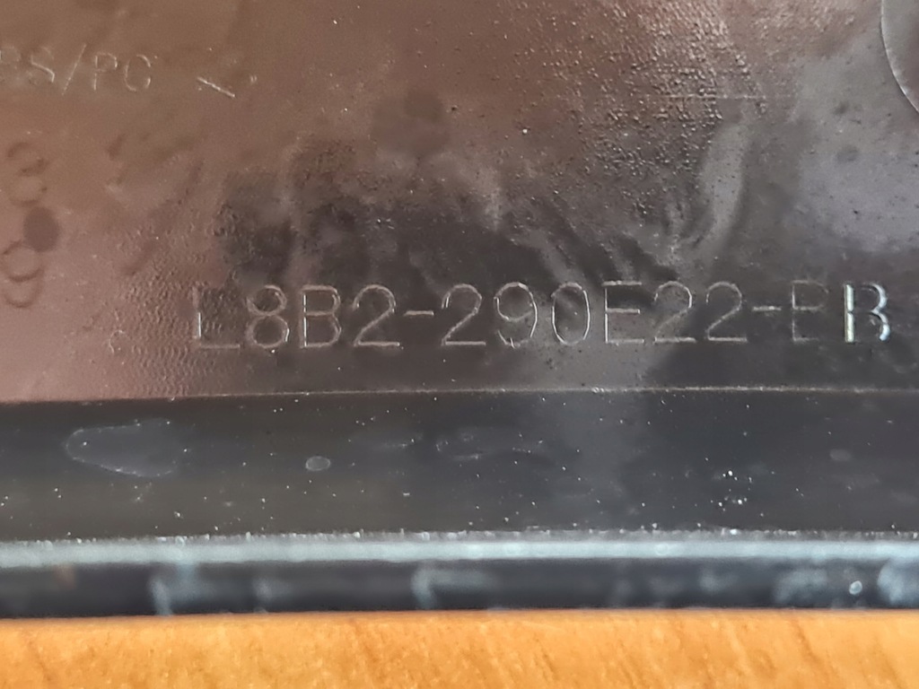 фото №3, Молдинг r крыла land rover defender l8b2290e22bb